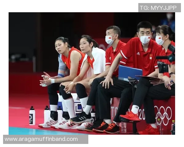 南京排球队在奥运会上的耐力表现值得称赞展现了团队精神与拼搏精神的完美结合 南京排球队在奥运会上的耐力表现值得称赞展现了团队精神与拼搏精神的完美结合