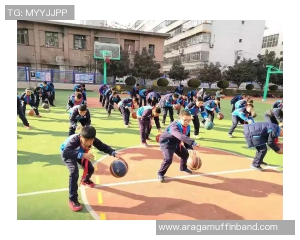 深圳篮球队的包夹战术解析与深度剖析篮球比赛中的战术运用与团队协作