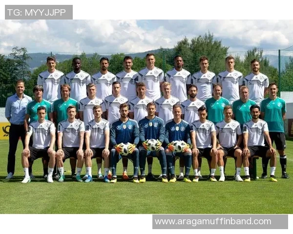 西安篮球队在世界杯积分榜上以96分稳居第一展现强大实力 西安篮球队在世界杯积分榜上以96分稳居第一展现强大实力