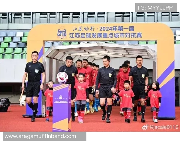 专业解读：深圳足球队的盯防打法